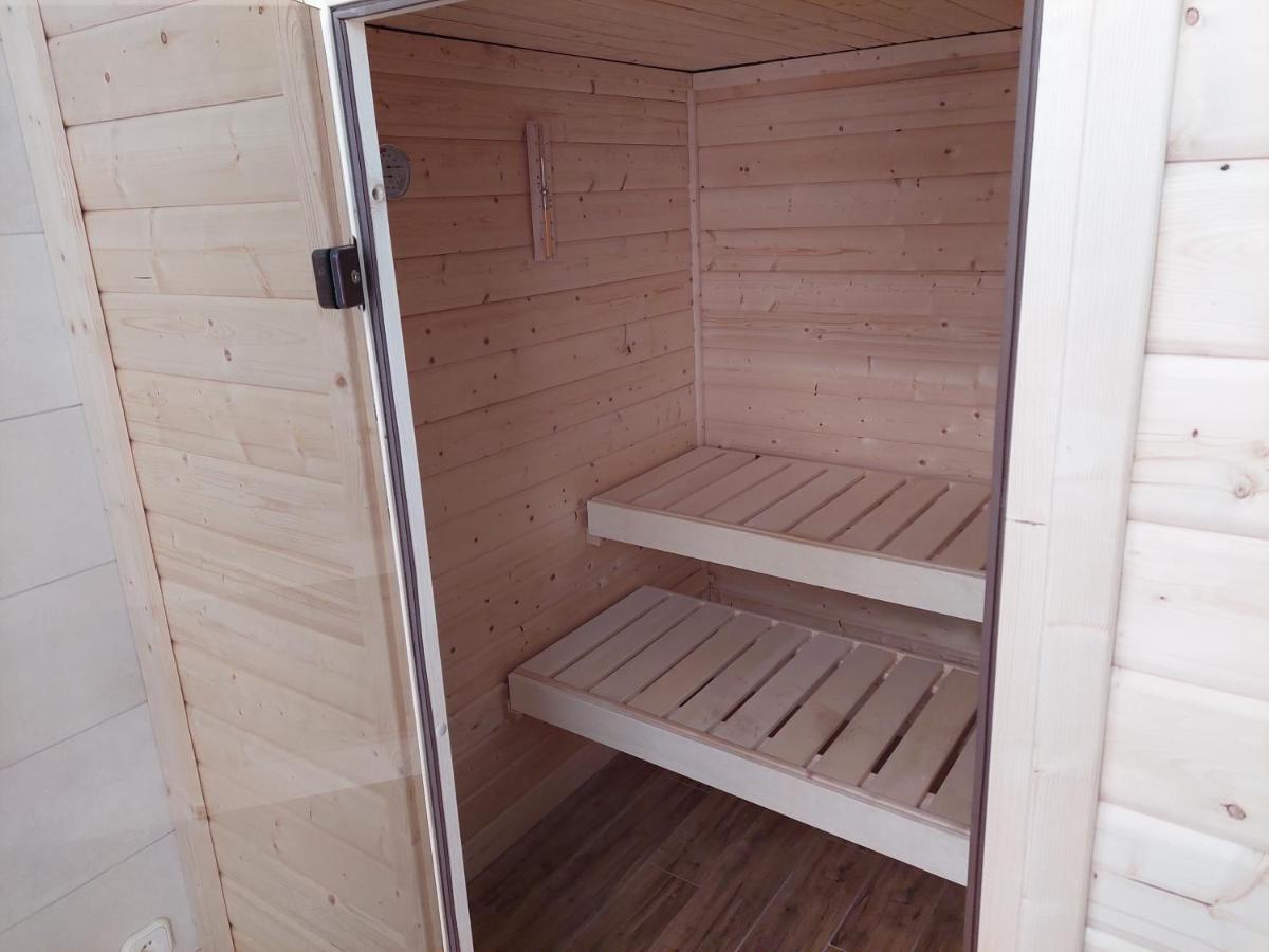 Cserke Apartmanhaz *